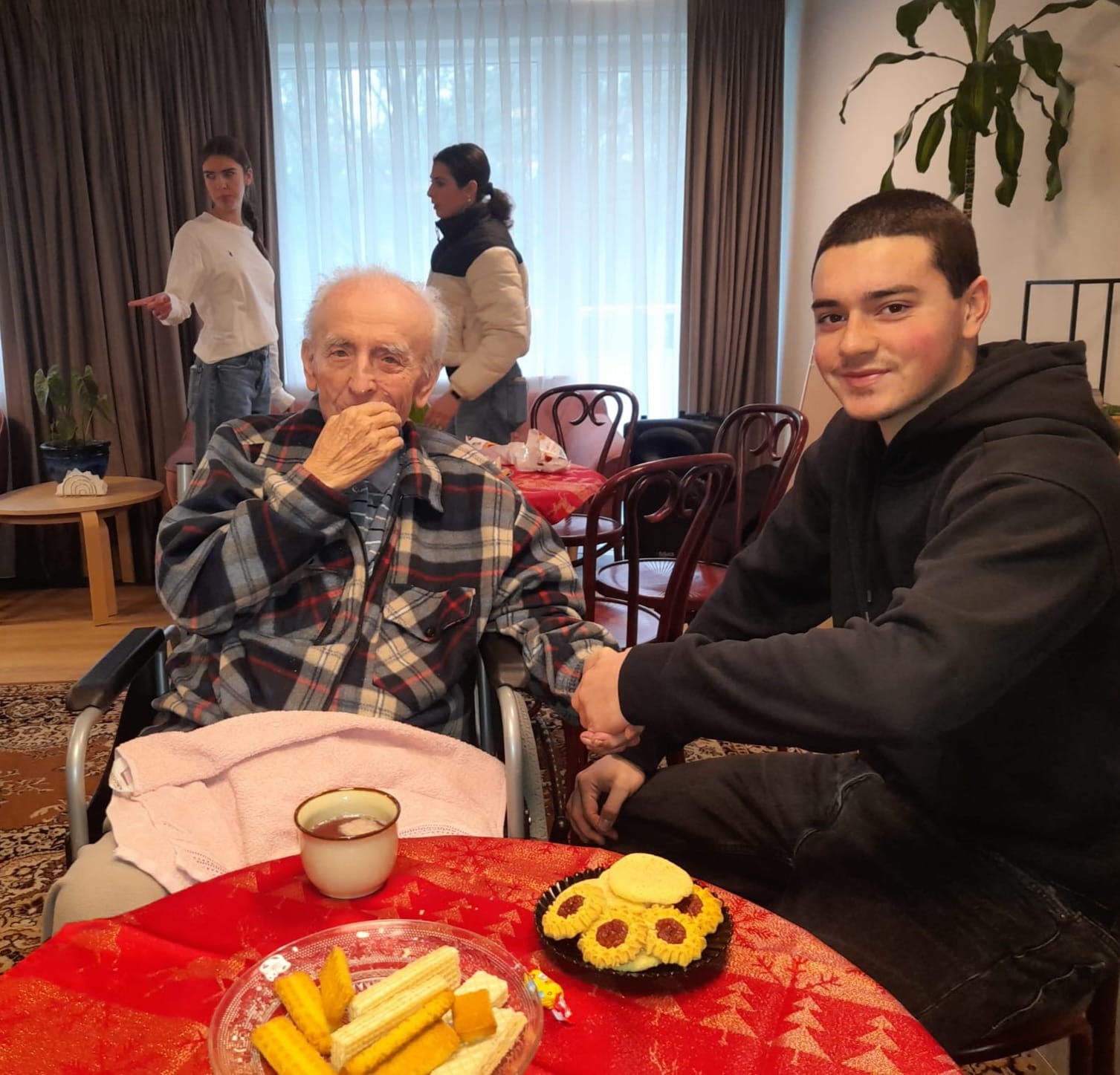 a8494576-5e14-4b26-aa12-6d9e814bd98a